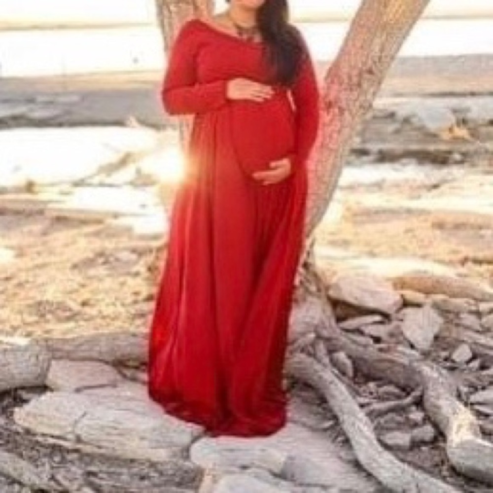 Maternity photo shoot dress